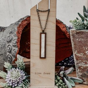 mother of pearl narrow necklace